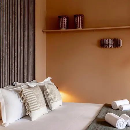 Sweett - Avenue Hoche Apartamento *